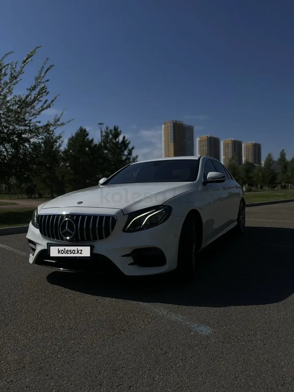 Mercedes-Benz E-Class, 2019