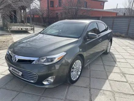 Toyota Avalon 2013 года за 6 800 000 тг. в Атырау
