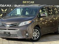 Toyota Sienna 2017 годаүшін15 200 000 тг. в Актау