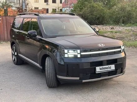 Hyundai Santa Fe 2024 года за 19 200 000 тг. в Алматы