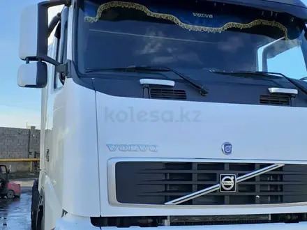 Volvo  FH 2004 года за 25 000 000 тг. в Алматы – фото 24