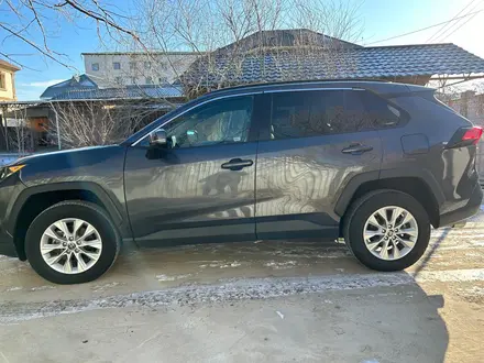 Toyota RAV4 2020 года за 14 200 000 тг. в Кызылорда – фото 3