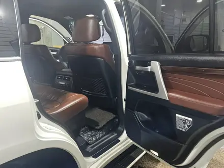 Toyota Land Cruiser 2019 года за 42 000 000 тг. в Астана – фото 16
