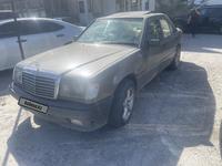 Mercedes-Benz E 230 1991 годаfor1 255 917 тг. в Шымкент