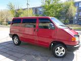 Volkswagen Caravelle 1991 года за 3 000 000 тг. в Караганда – фото 2