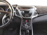 Hyundai Elantra 2015 года за 6 500 000 тг. в Алматы – фото 4