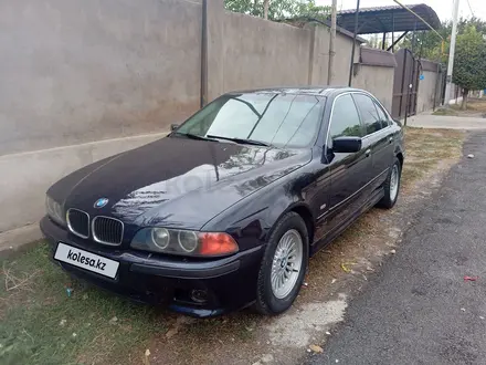 BMW 528 1997 года за 2 200 000 тг. в Шымкент – фото 2