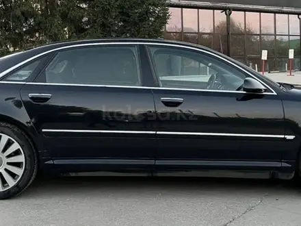 R19 ITALY AUDI A8 ЛЕТО за 350 000 тг. в Караганда – фото 5