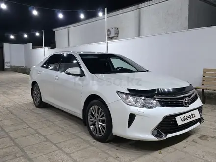 Toyota Camry 2016 года за 11 500 000 тг. в Жанаозен – фото 2