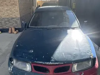 Mitsubishi Carisma, 1996