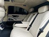 Mercedes-Benz S 580 2022 года за 76 500 000 тг. в Алматы – фото 3