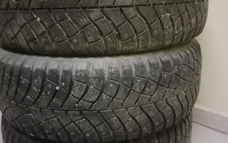 Зимние шины на 16 за 30 000 тг. в Астана