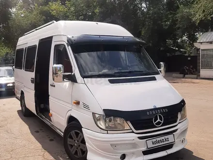 Mercedes-Benz Sprinter 2003 года за 6 800 000 тг. в Алматы – фото 13