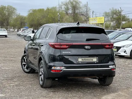 Kia Sportage 2021 года за 10 000 000 тг. в Актобе – фото 4