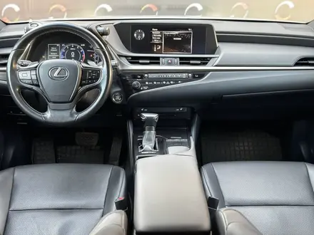 Lexus ES 250 2019 года за 16 850 000 тг. в Караганда – фото 7