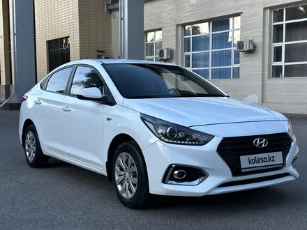 Hyundai Accent 2018 года за 6 900 000 тг. в Шымкент – фото 11