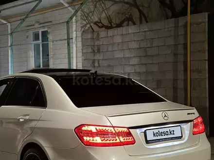 Mercedes-Benz E 200 2012 года за 9 400 000 тг. в Тараз – фото 2