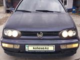 Volkswagen Golf 1997 года за 2 100 000 тг. в Ленгер