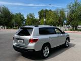 Toyota Highlander 2012 года за 10 200 000 тг. в Шымкент – фото 4