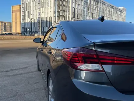 Hyundai Elantra 2019 года за 7 700 000 тг. в Актобе – фото 11