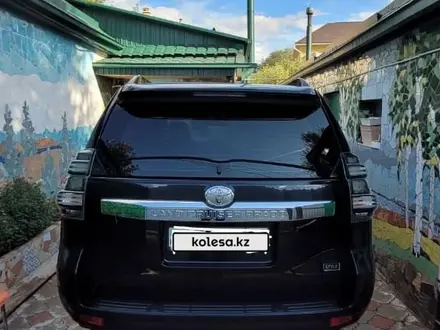 Toyota Land Cruiser Prado 2017 года за 19 000 000 тг. в Уральск – фото 2