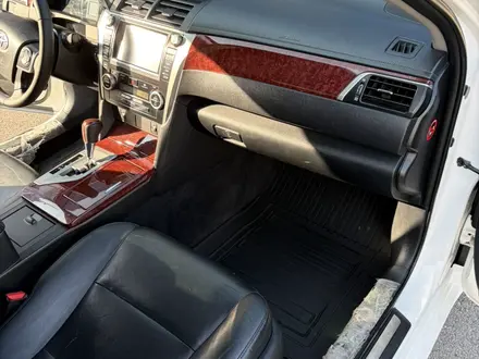 Toyota Camry 2013 года за 9 950 000 тг. в Алматы – фото 24