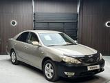 Toyota Camry 2005 года за 4 150 000 тг. в Актобе – фото 3