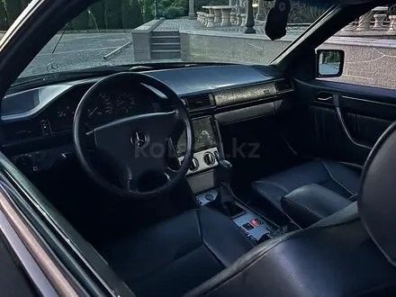 Mercedes-Benz E 320 1995 года за 3 200 000 тг. в Алматы – фото 11