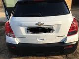 Chevrolet Tracker 2013 года за 5 500 000 тг. в Уральск – фото 2