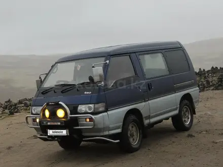 Mitsubishi Delica 1993 года за 2 500 000 тг. в Алматы