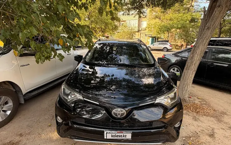 Toyota RAV4 2017 годаүшін8 500 000 тг. в Актау