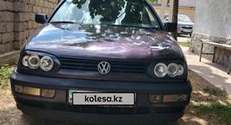 Volkswagen Golf 1993 годаүшін1 200 000 тг. в Шымкент