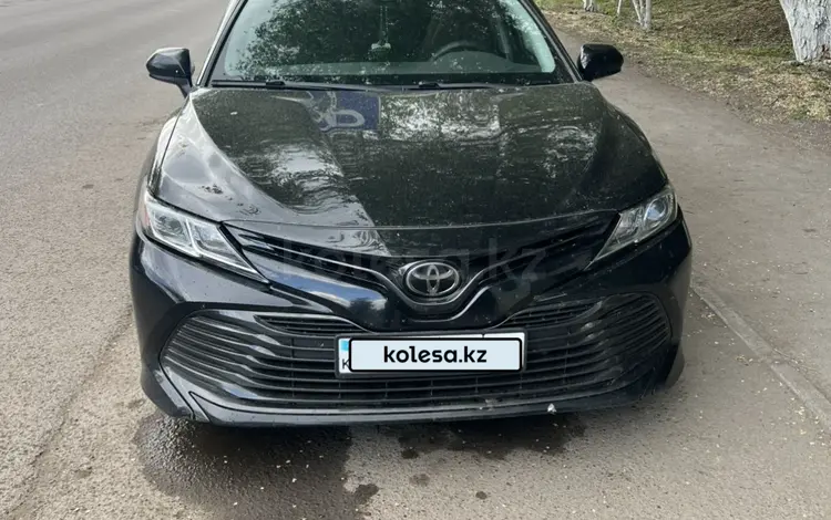 Toyota Camry 2019 года за 11 000 000 тг. в Караганда