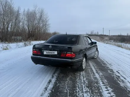 Mercedes-Benz E 200 1999 года за 4 700 000 тг. в Петропавловск – фото 7