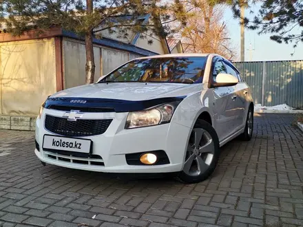 Chevrolet Cruze 2012 года за 4 200 000 тг. в Актобе – фото 4