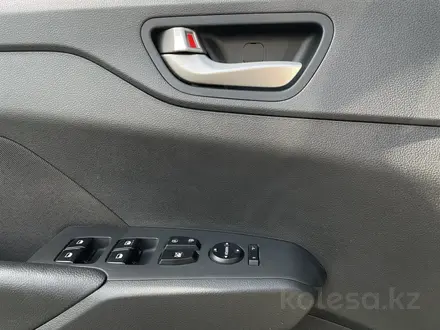 Hyundai Accent 2020 года за 7 690 000 тг. в Алматы – фото 15