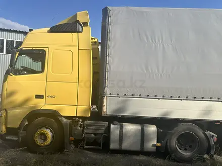 Volvo  FH 2011 года за 21 000 000 тг. в Караганда – фото 2