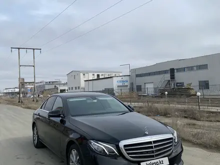 Mercedes-Benz E 200 2018 года за 17 500 000 тг. в Атырау – фото 3