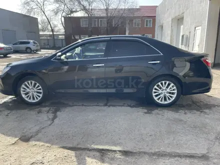 Toyota Camry 2015 года за 10 200 000 тг. в Уральск – фото 10