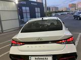 Hyundai Elantra 2023 года за 7 300 000 тг. в Астана – фото 3