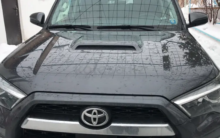 Toyota 4Runner 2020 года за 22 499 000 тг. в Астана