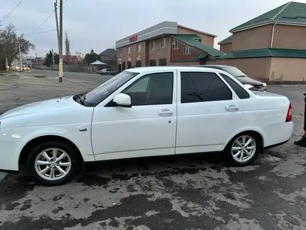 ВАЗ (Lada) Priora 2170 2013 года за 2 850 000 тг. в Тараз – фото 2