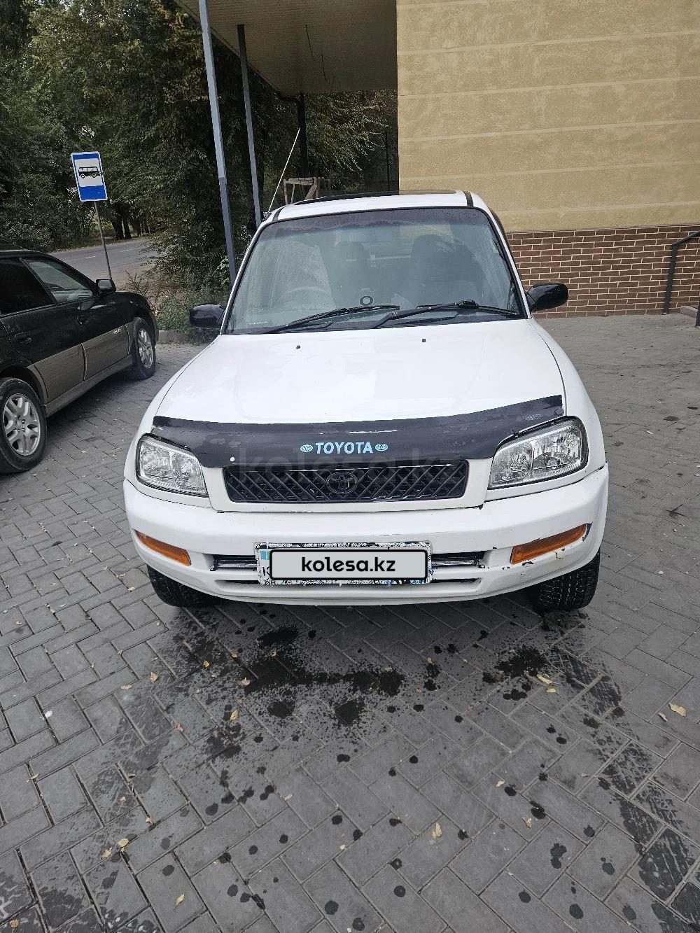 Toyota RAV4 1995 г.