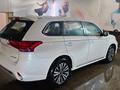 Mitsubishi Outlander 2022 года за 10 930 000 тг. в Павлодар – фото 3