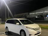 Toyota Sienna 2010 годаfor11 500 000 тг. в Талдыкорган – фото 3