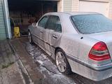 Mercedes-Benz C 220 1998 года за 3 500 000 тг. в Алматы – фото 5