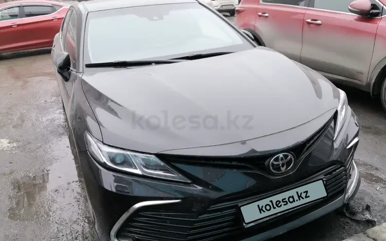 Toyota Camry 2023 годаүшін14 000 000 тг. в Семей
