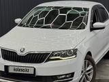 Skoda Rapid 2018 года за 6 000 000 тг. в Атырау – фото 2