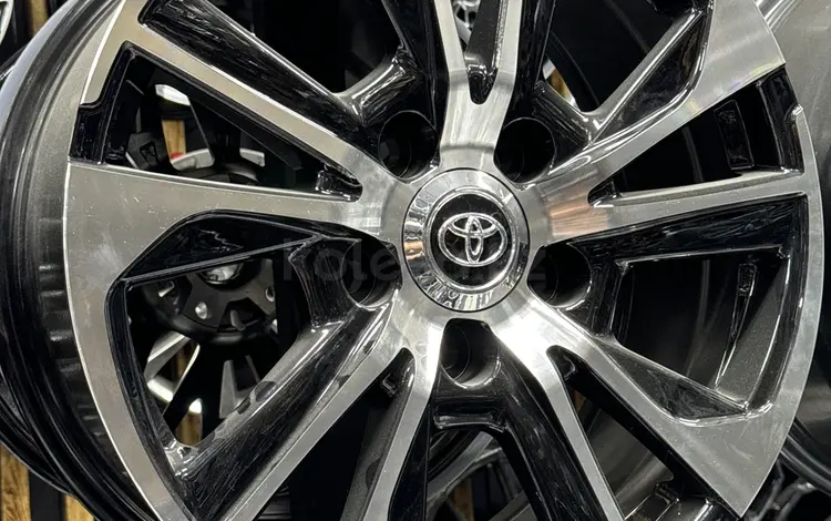 Диски R20 Toyota Land Cruiser 200 за 1 000 тг. в Алматы