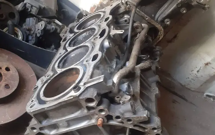 Блок Toyota camry 40үшін50 000 тг. в Усть-Каменогорск